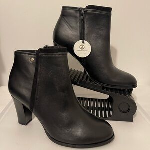 GIANI BERNINI Memory Foam Black Leather Round Toe Ankle Boots, Size 10, NWT